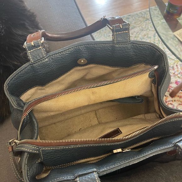 Dooney and Bourke purse - Picture 4 of 4